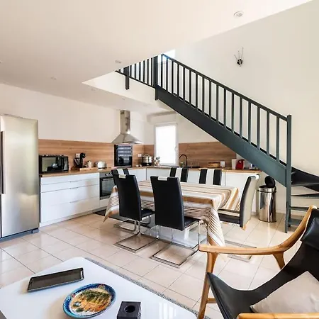 Villa Ravissante Maison 3* Avec Jacuzzi Proche *