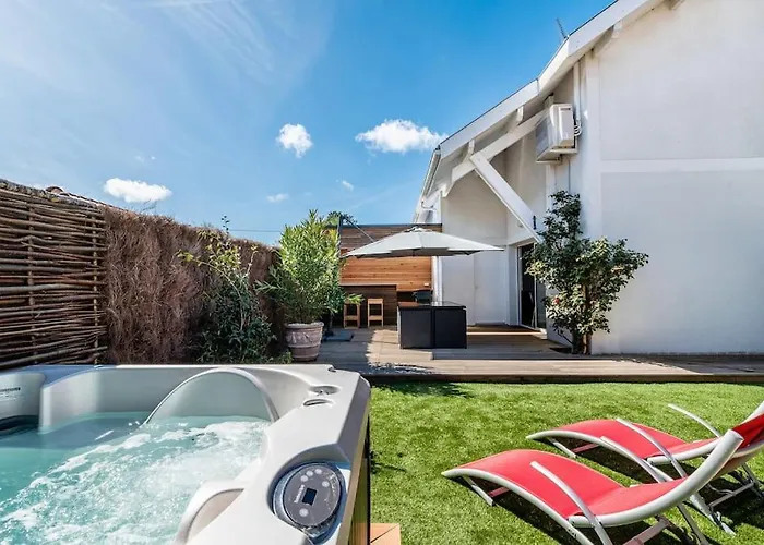 Ravissante Maison 3* Avec Jacuzzi Proche Villa